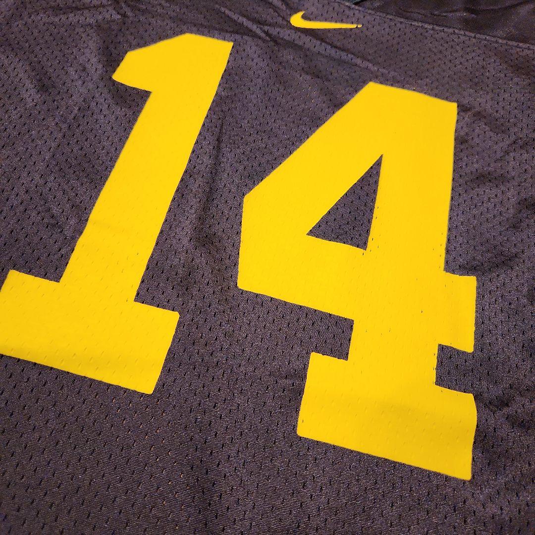 美品希少 ナイキ ミシガン大学 アメフト カレッジユニフォーム