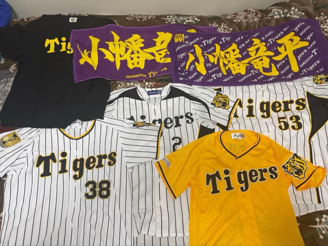 まとめ 阪神タイガース ユニフォーム Tシャツ タオル 計7点