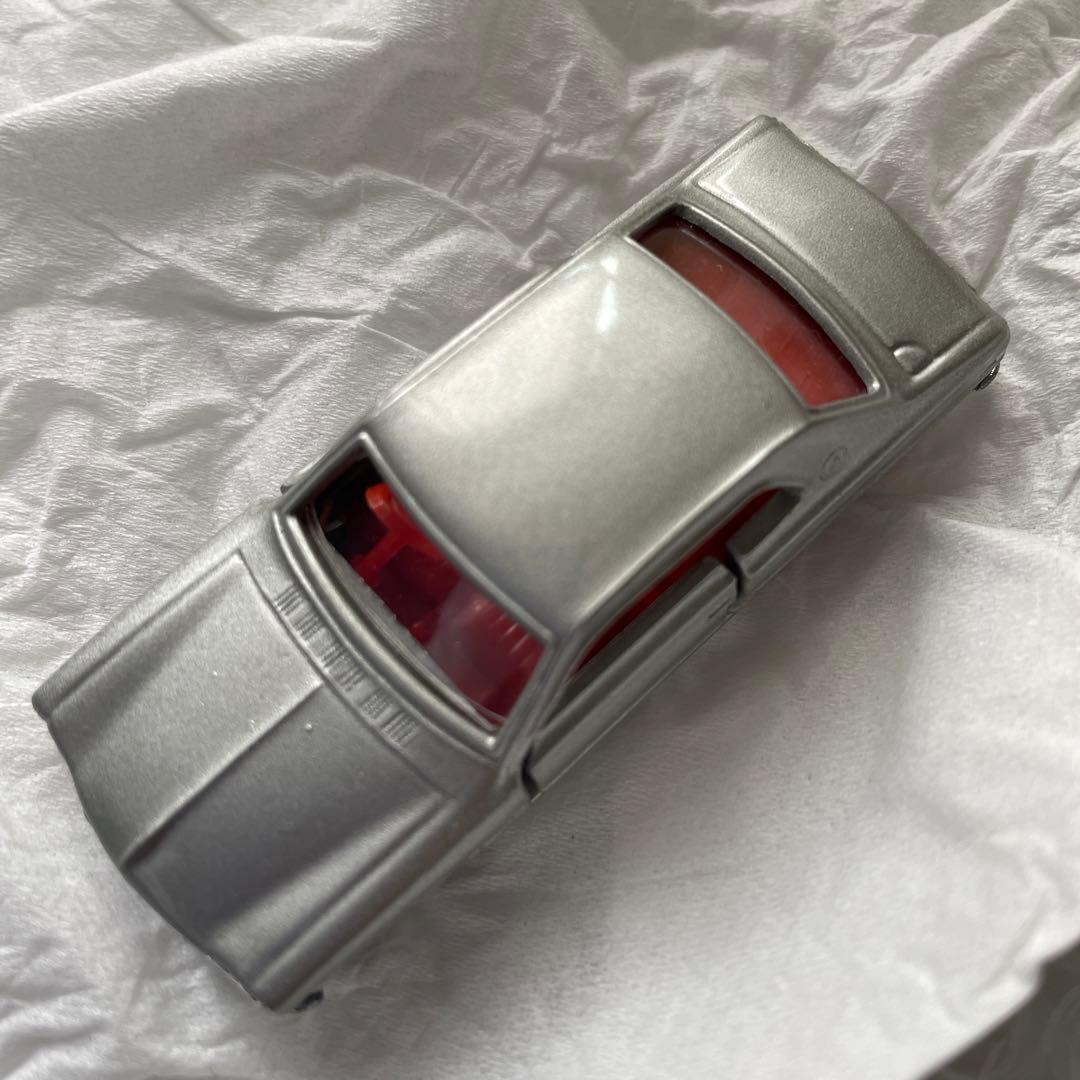 トミカ　21 ニッサン　スカイライン　2000GT 1Eホイール　新品　ミント