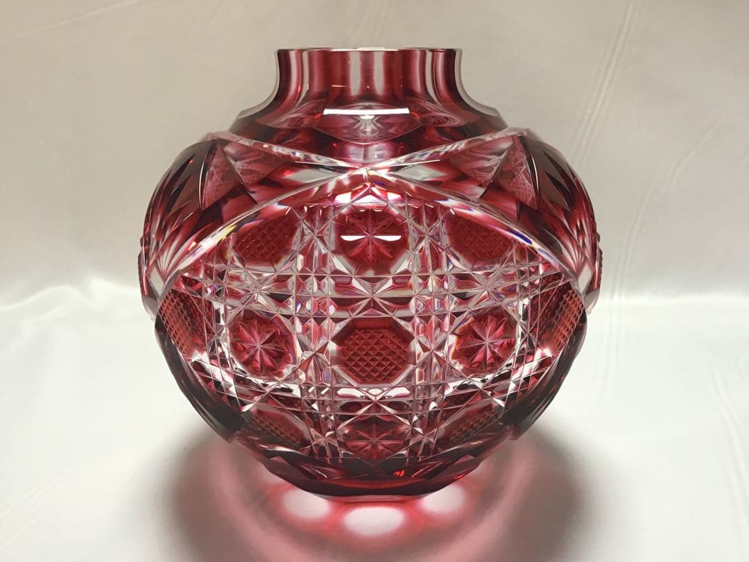 薩摩切子　大型丸花器　銘「晃玉」　薩摩ガラス工芸作　金赤　定価352,000円