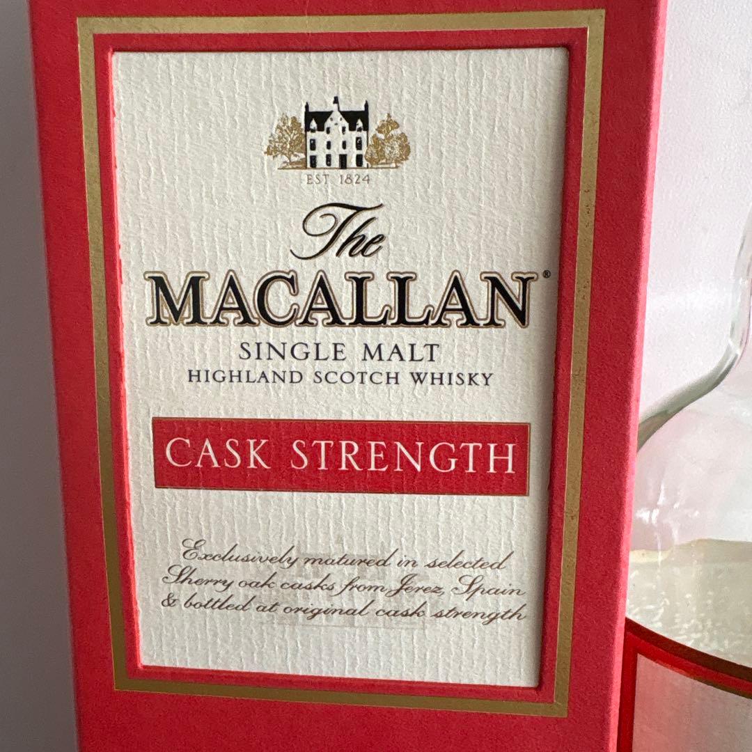 まさまさ太郎 マッカラン　Cask Strength 空き瓶　空箱