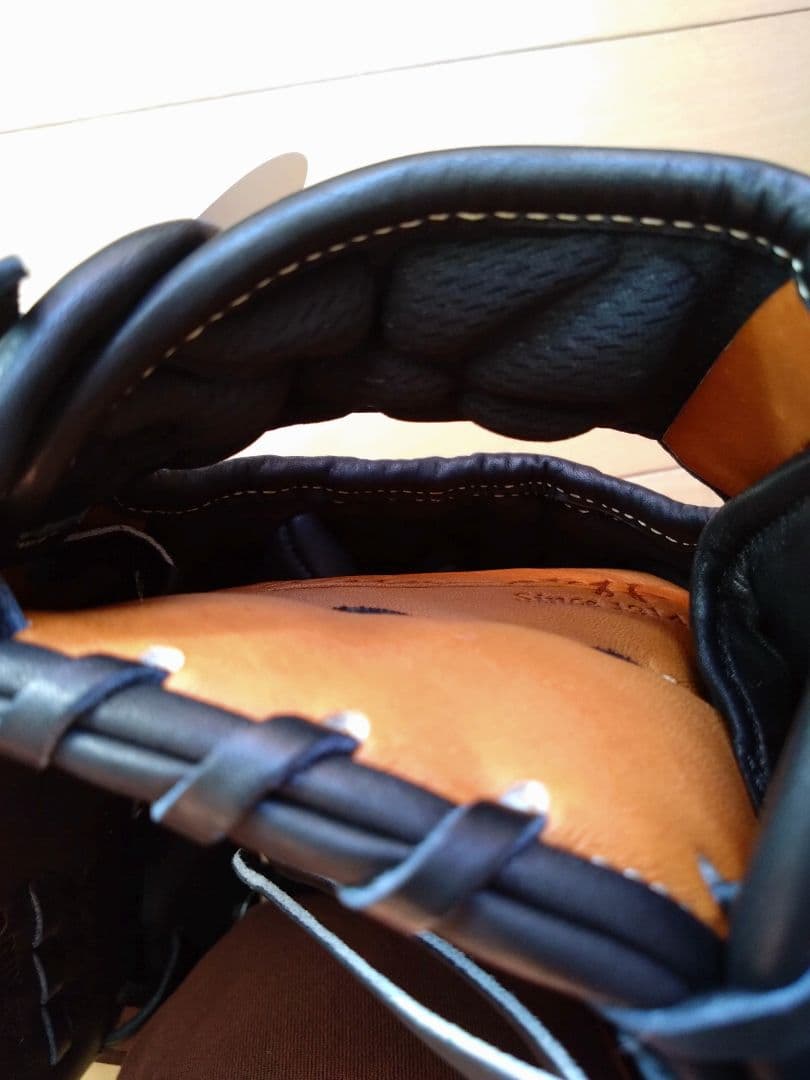 Wilson Staff DUAL 硬式内野手11.5インチ　WBW103643