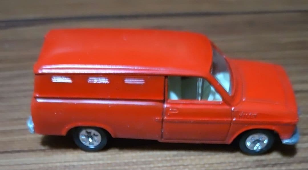 #昭和#トミカ トヨタ ハイラックス 赤