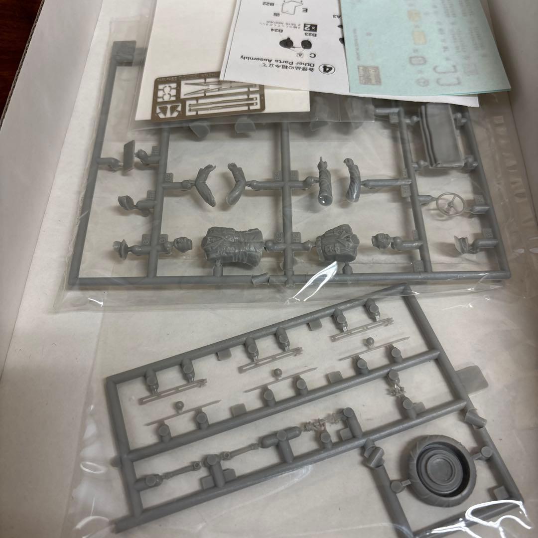 航空機・軍用車両模型セット　0127o132