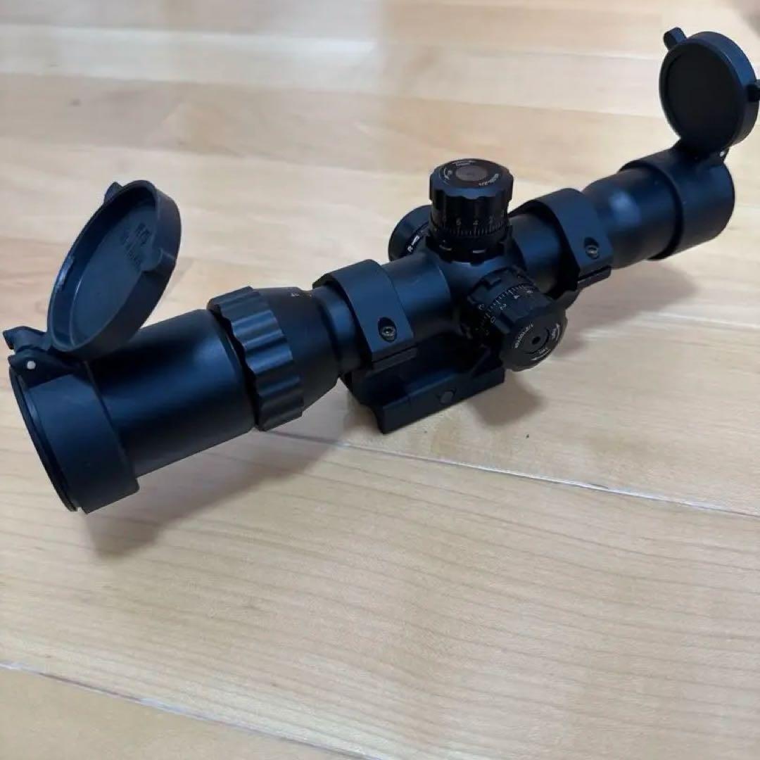 東京マルイ イルミネーテッドショートズームスコープ