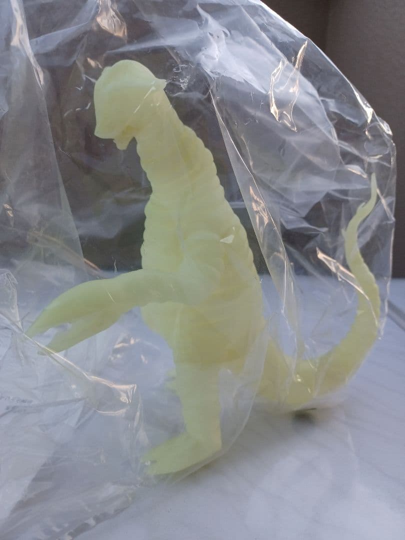 佐竹雅昭　怪獣コレクション　非売品畜光サドラ