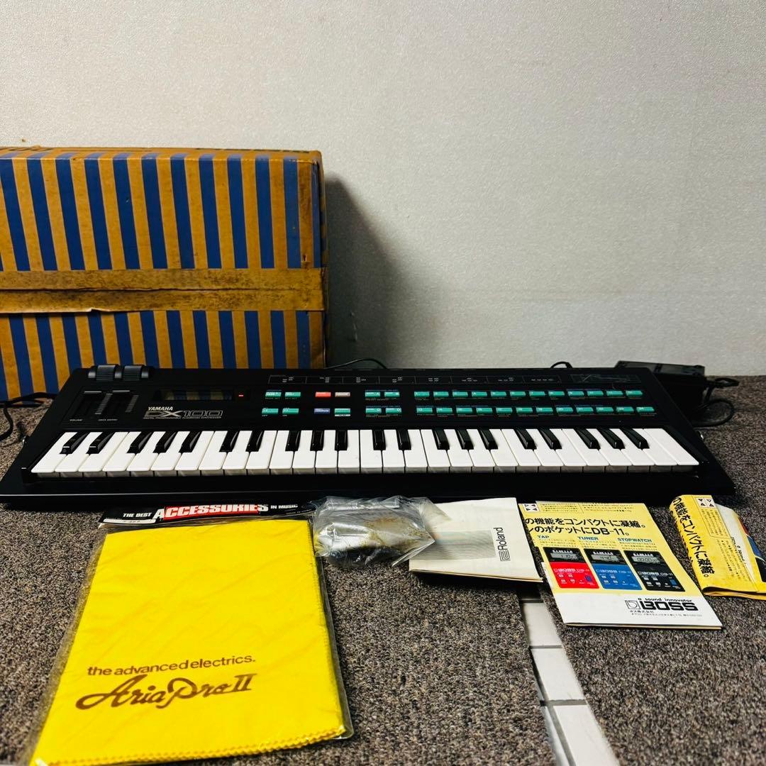 D51早い者勝ち✨ヤマハ シンセサイザー 49鍵 4オペレーターFM音源搭載！