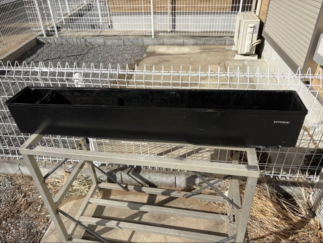 伊勢崎引き取り限定 KOTOBUKI 1200水槽のみ ガラス蓋片側欠品