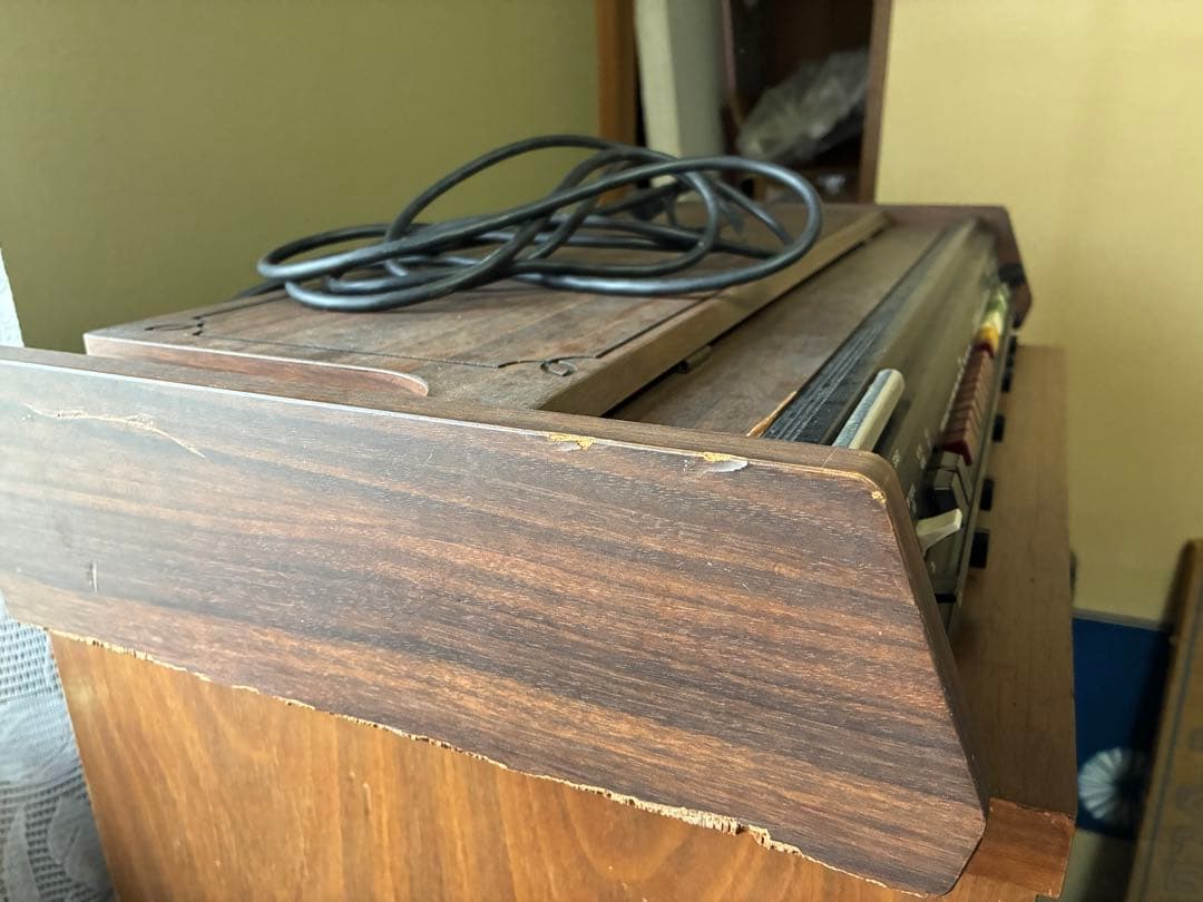 Roland TR-77 ドラムマシン