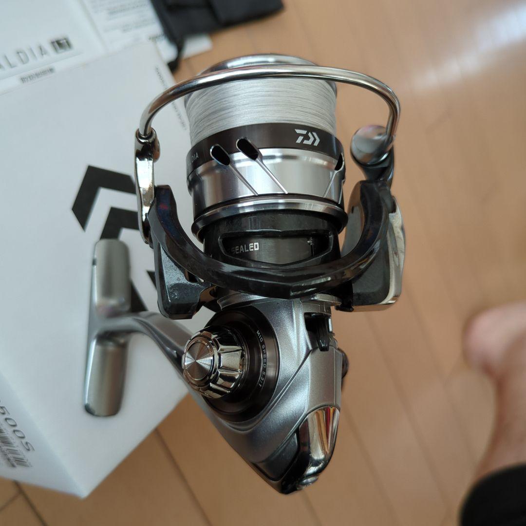【値下げ】DAIWA 18カルディアLT 2500S