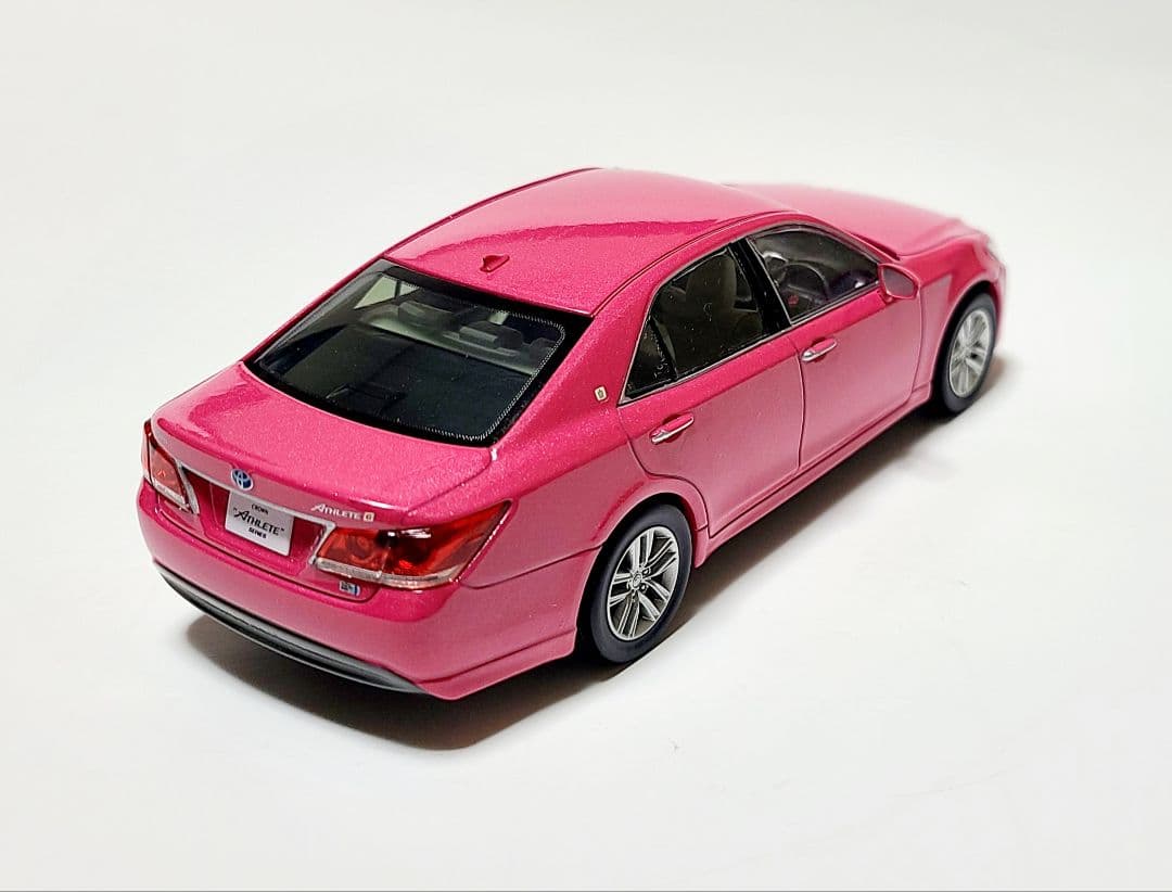 トヨタ 210系クラウンアスリートG ピンク カラーサンプル