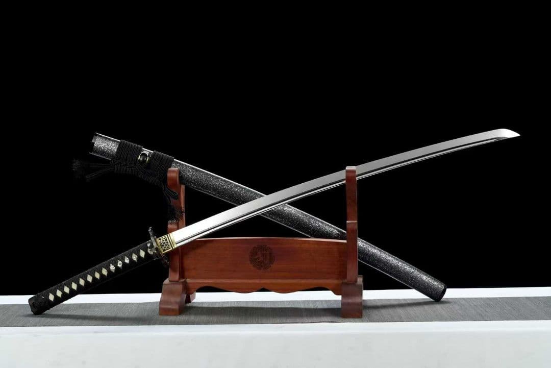 梟龍 古兵器 刀装具 日本刀　模造刀 居合刀 武士道 鑑賞用 美術刀 贈り物