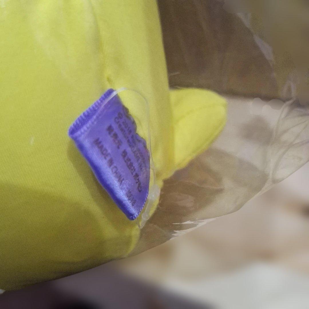 未開封あり　ポケモンセンター　ビーズクッション　ピカチュウ　メタモン