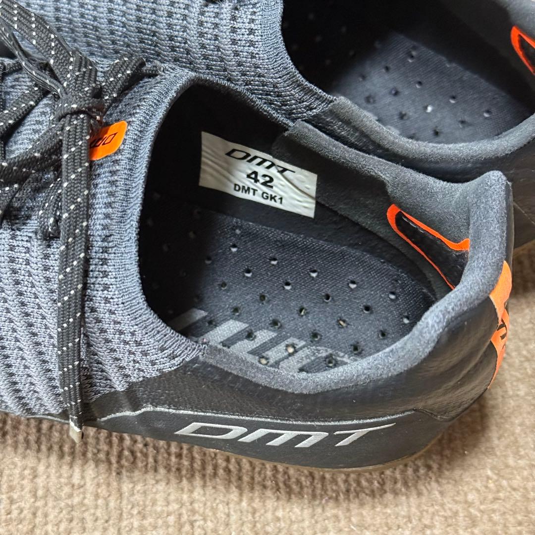 DMT GK1 42サイズ spdシューズ