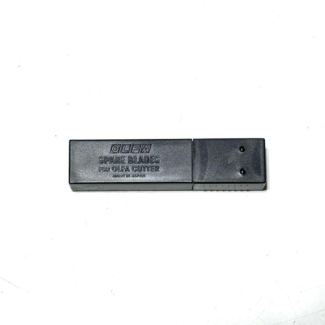 未使用 OLFA カッター 特専黒刃(中) MBB50K 50枚入 ×18