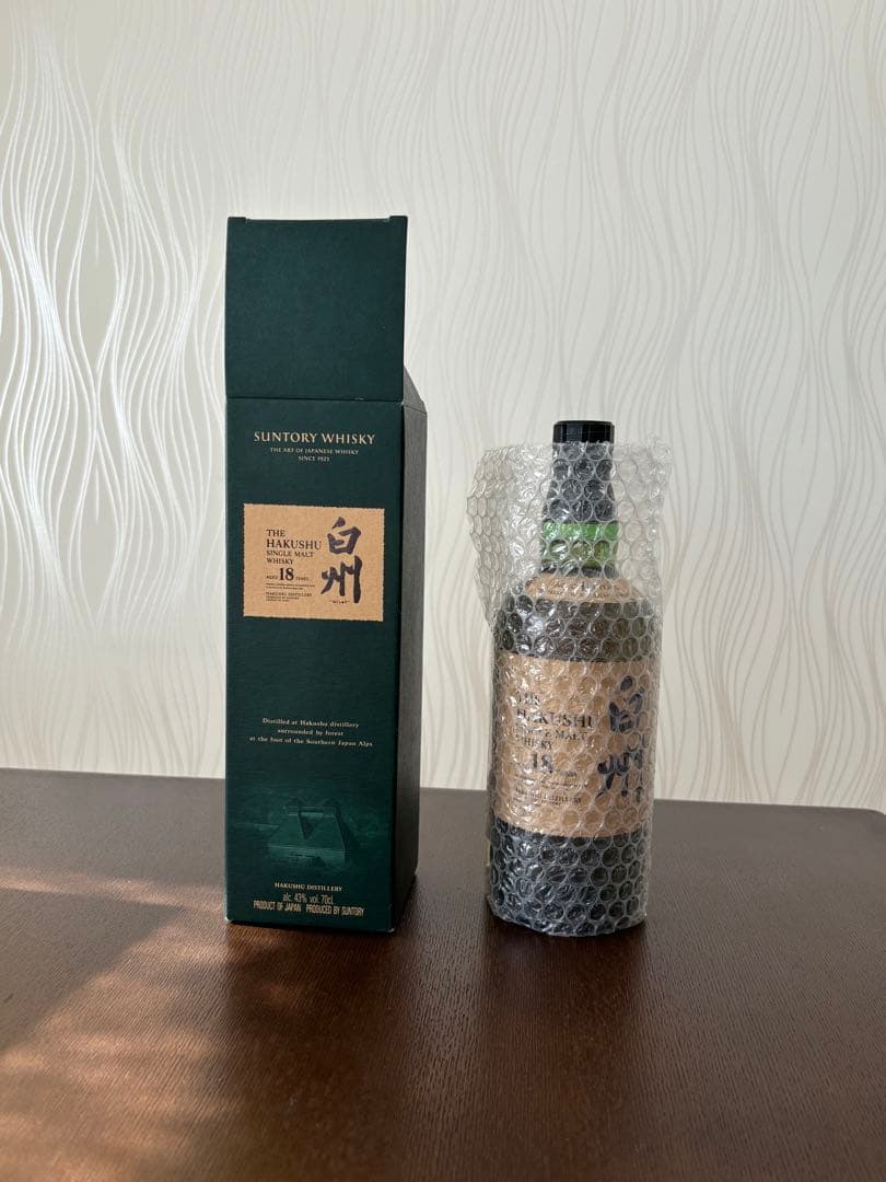 白州 18年 サントリー シングルモルトウイスキー 43％ 化粧箱付き