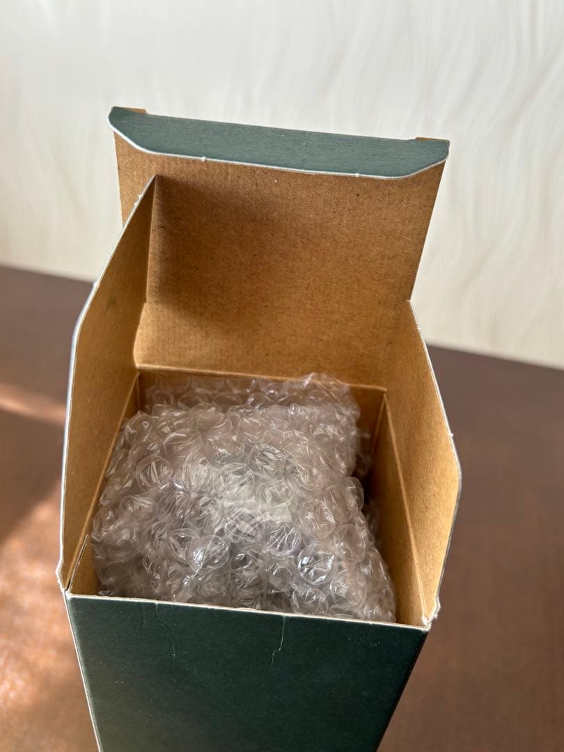 白州 18年 サントリー シングルモルトウイスキー 43％ 化粧箱付き