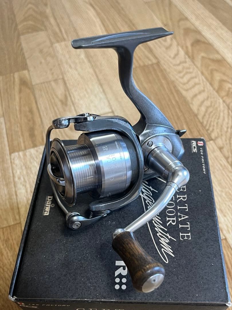 ダイワ　セルテートビンテージカスタム2500R