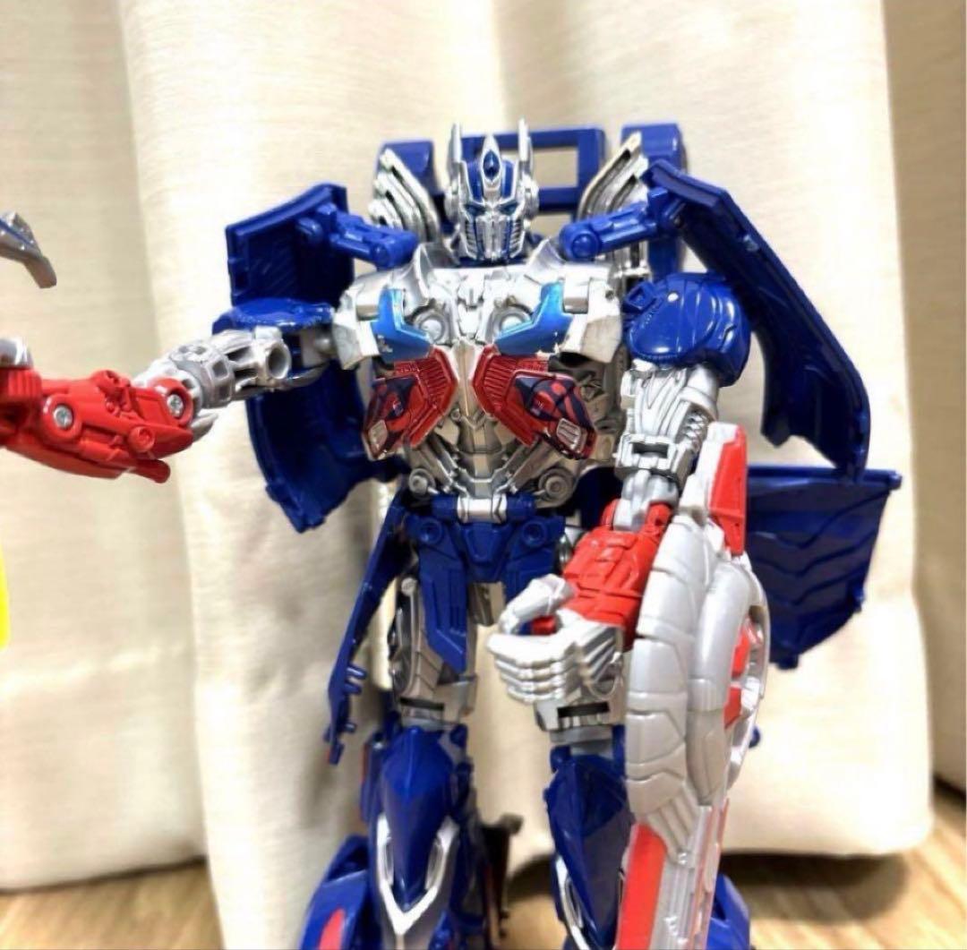 【 美品⠀】 トランスフォーマー オプティマスプライム フィギュア 変身 箱付き