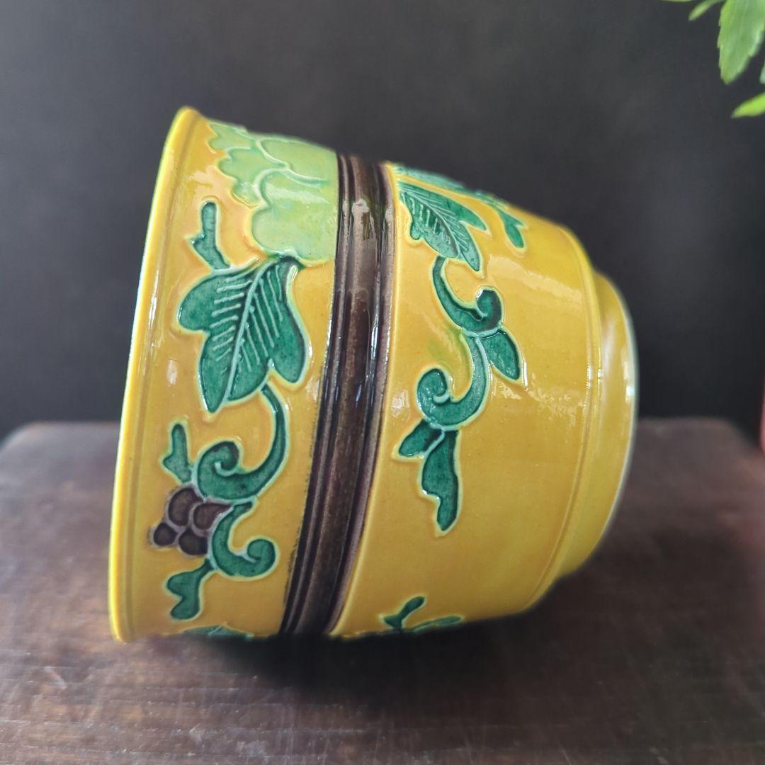 陶芸　茶道具　交趾焼　永楽善五郎造　黄交趾　牡丹唐草紋　火入　煙草盆用道具