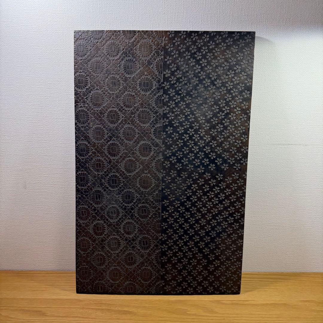 和風 木製アートパネル 木彫り 板 飾り台 / 伝統文様 菊・桜