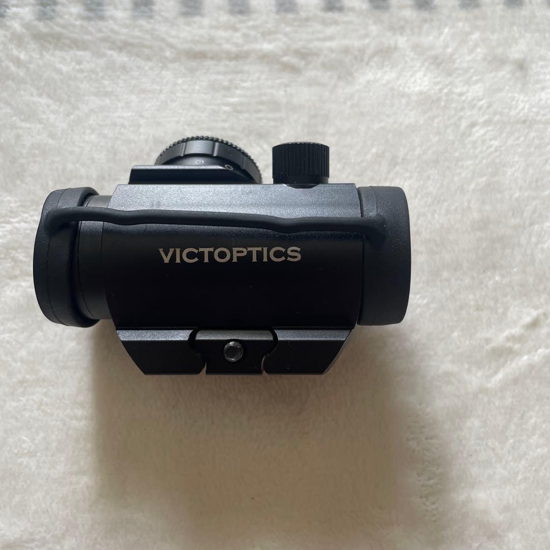 次世代電動ガン ブラック/ブラウン 4本マガジン付き　スコープ付き