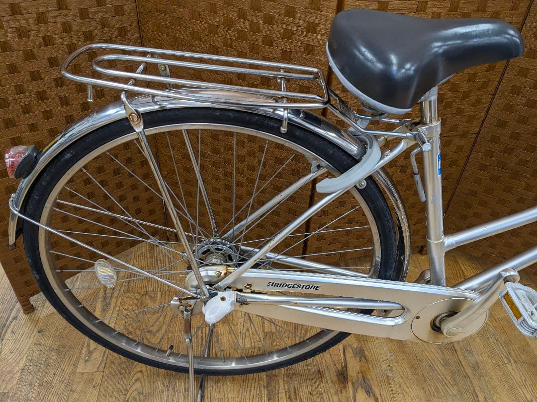 U055　普通自転車　27インチ　ブリヂストン　LEDオートライト 内装3段変速