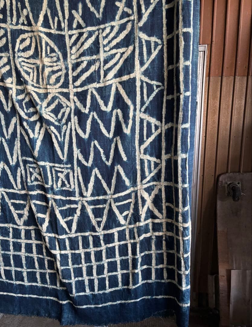 754 アフリカヴィンテージ カメルーン バミレケ族 藍染 ンドップ 古布 希少
