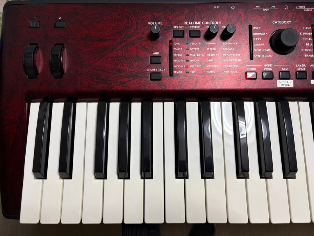 KORG KROSS 2 61鍵 レッドマーブル 純正ソフトケース付き