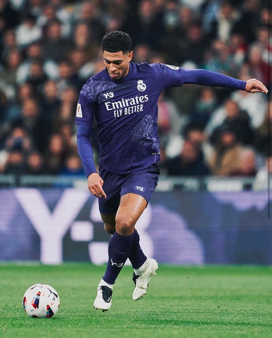 【正規品】レアルマドリード ベリンガム Y-3 オーセンティックユニフォーム