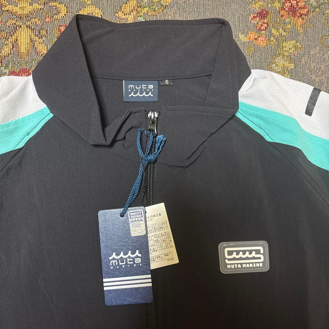 新品　ムータ　ウィンドブレーカー