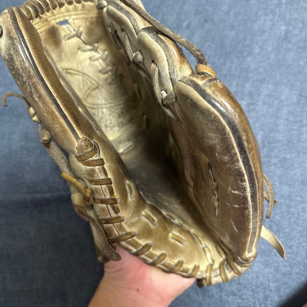 ZETT プロステイタス 硬式　投手用グローブ