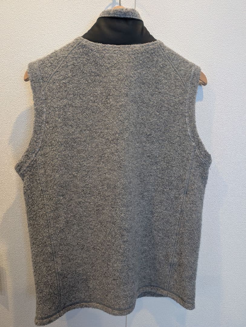 BRIEFING フリースベスト　ボアメッシュ裏地