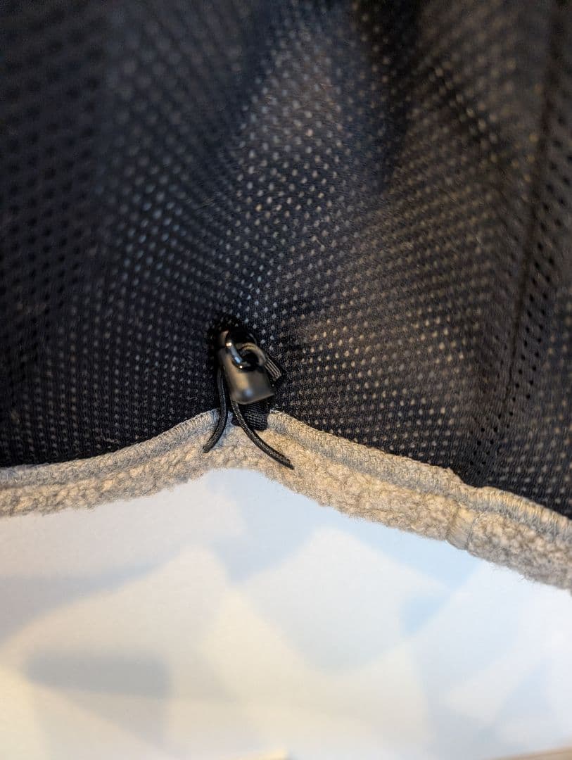 BRIEFING フリースベスト　ボアメッシュ裏地