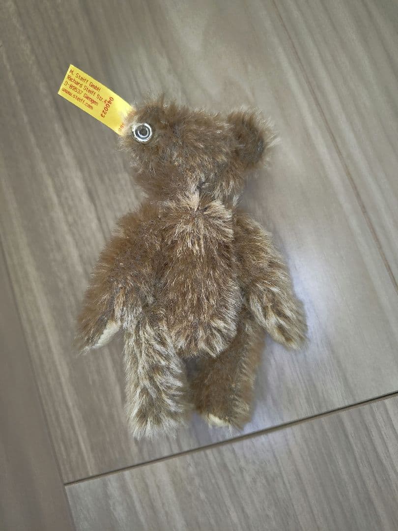 Steiff クマ型ぬいぐるみ 小型 タグ付き
