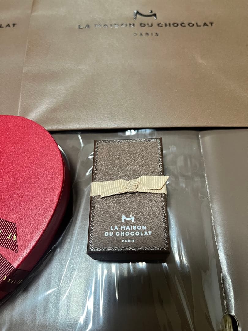 LA MAISON DU CHOCOLAT ２点　ショッパーあり