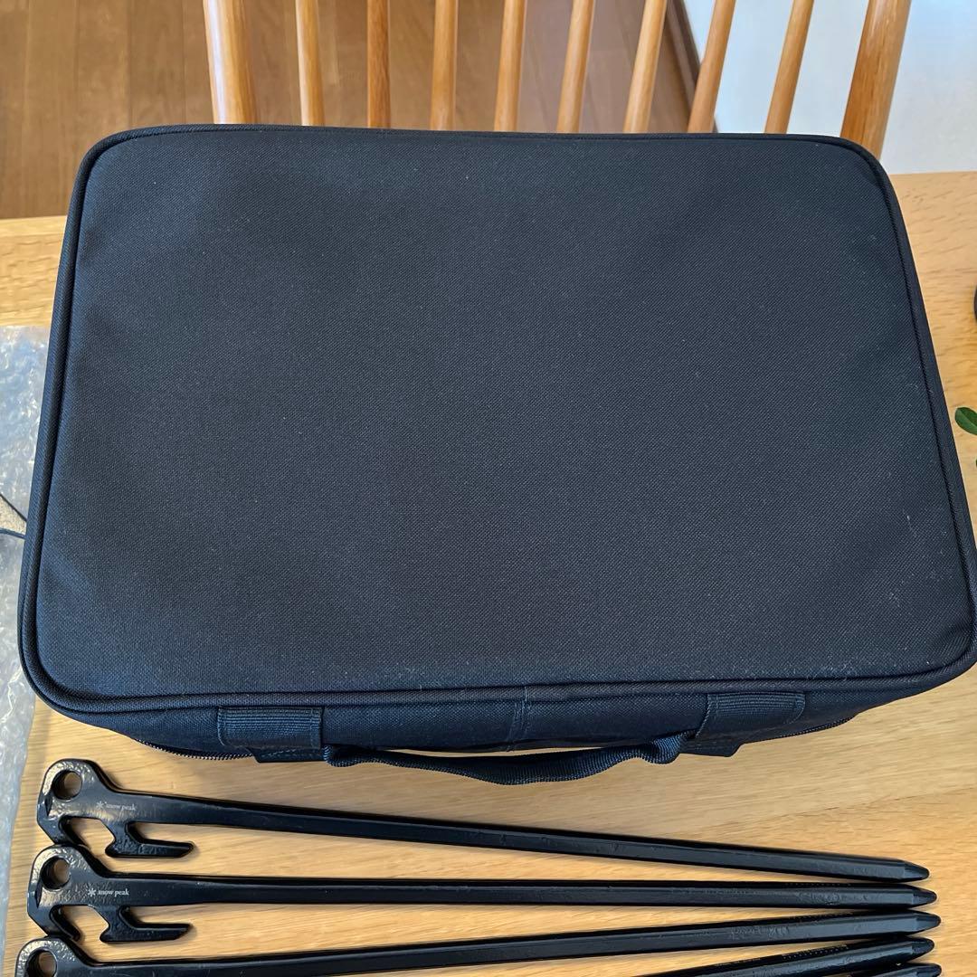 スノーピーク ユニットギアバッグ110＆ソリッドステークデルタ 40 10本