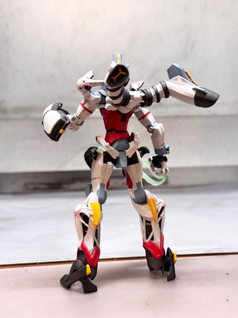 HG ジークアクス　全塗装　ガンダム