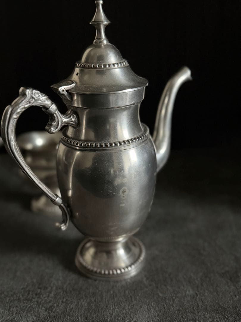 アンティーク　ポット&クリーマーセット　ピューター