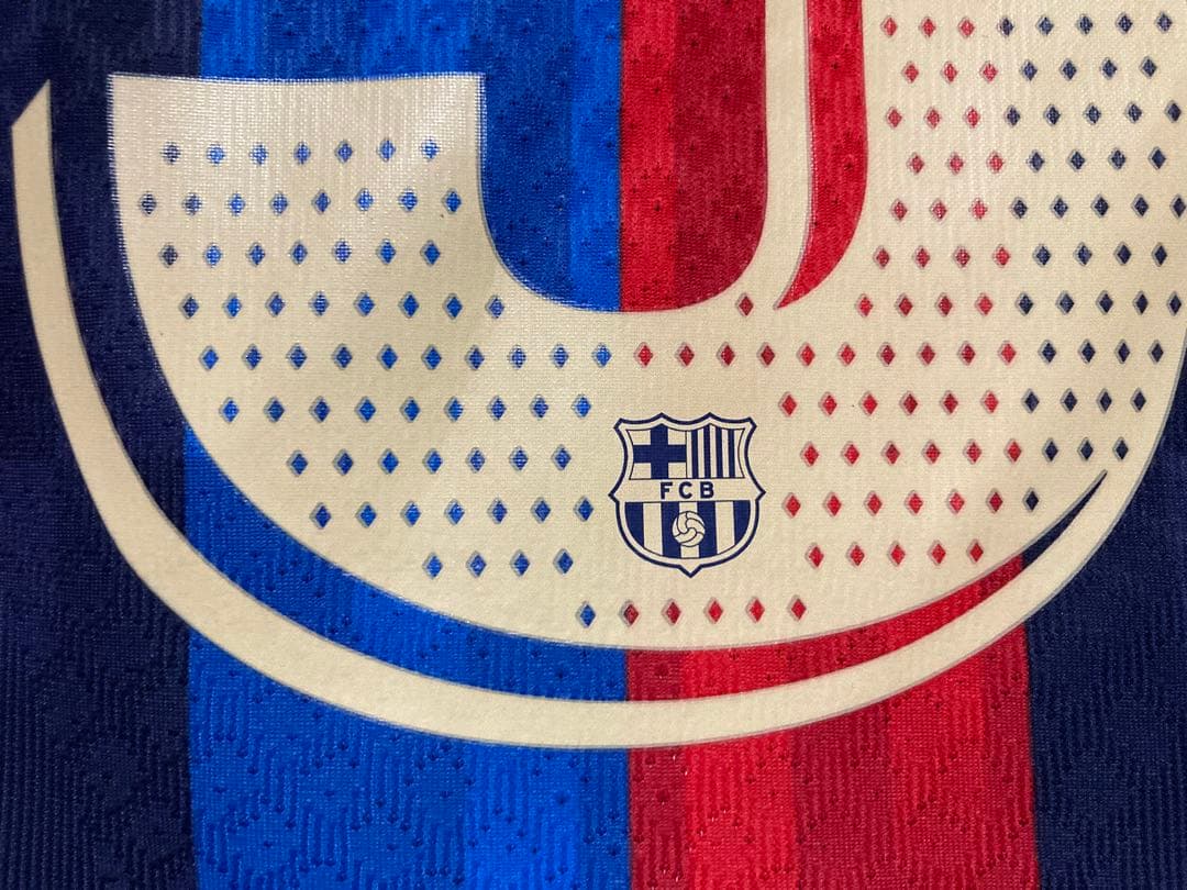 【正規品】ブスケツ　バルセロナ　22/23ホームオーセンティック