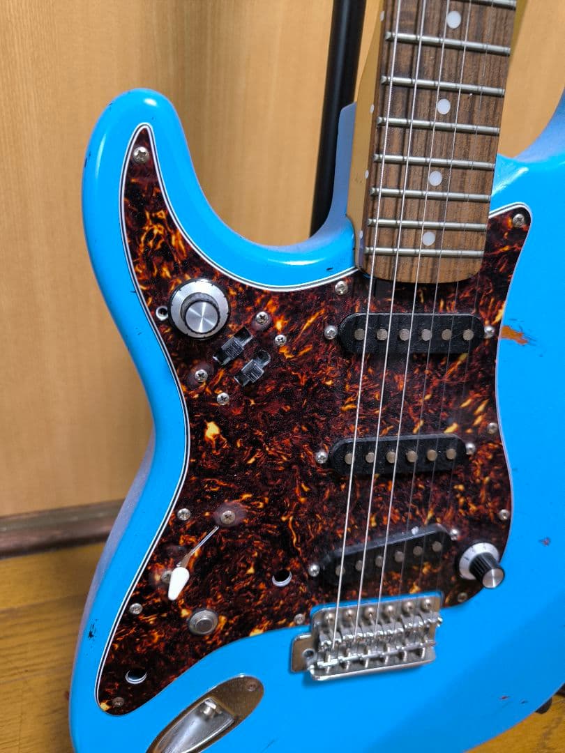 【モディファイ品】TOKAIネック仕様 ストラトタイプ レフティ→右用改造