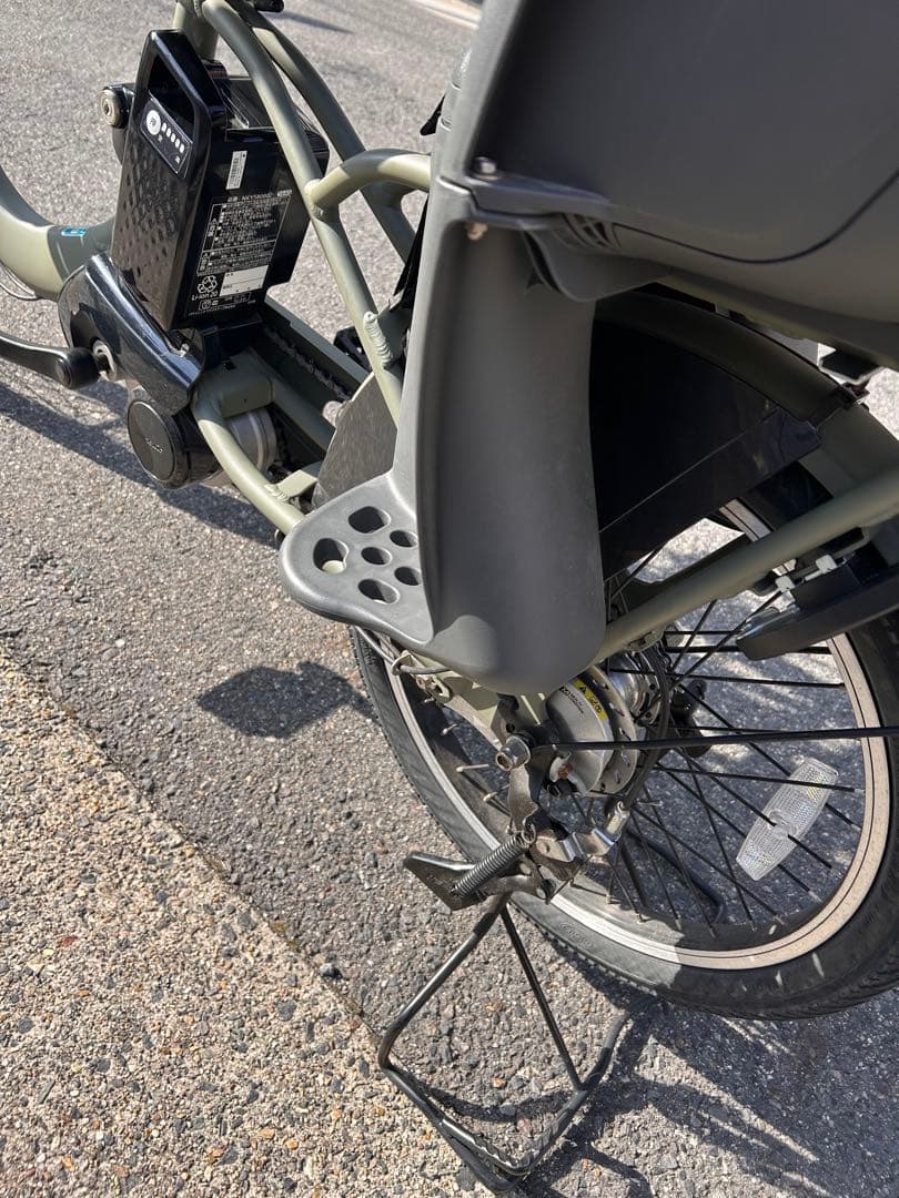 ギュットクルーム　電動アシスト自転車 チャイルドシート付　BE-FRD032