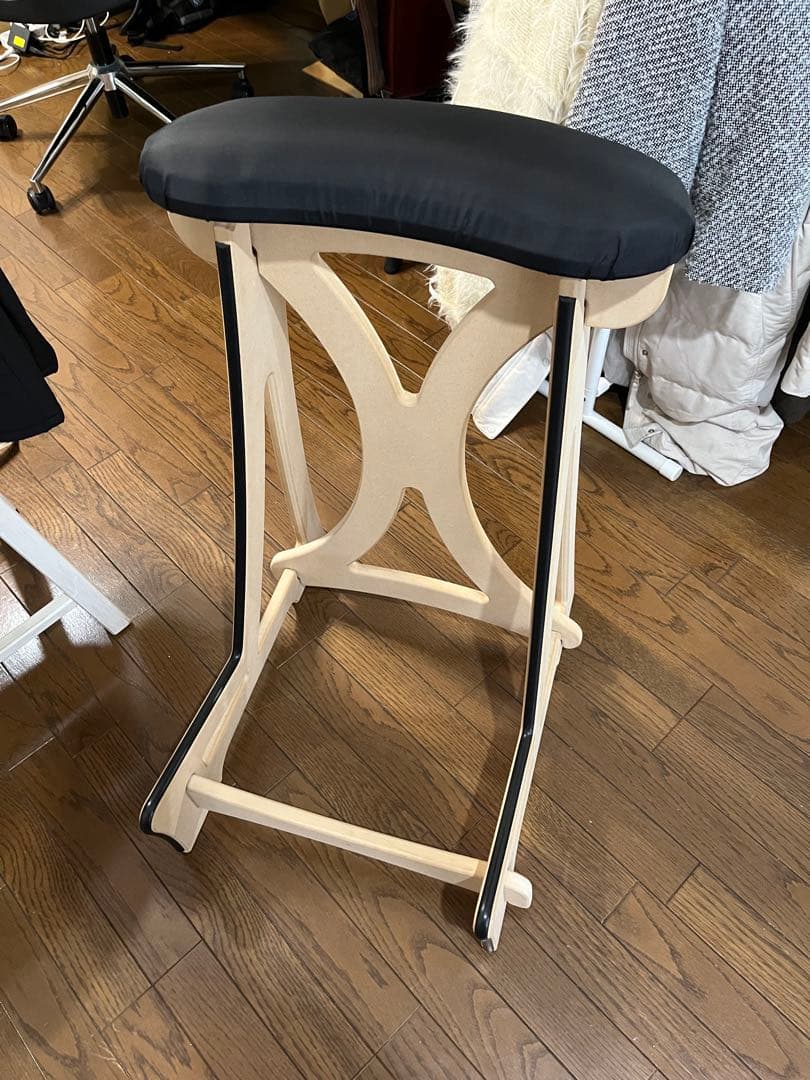 コントラバス スタンド スツール KC Strings(楽器本体含まず)