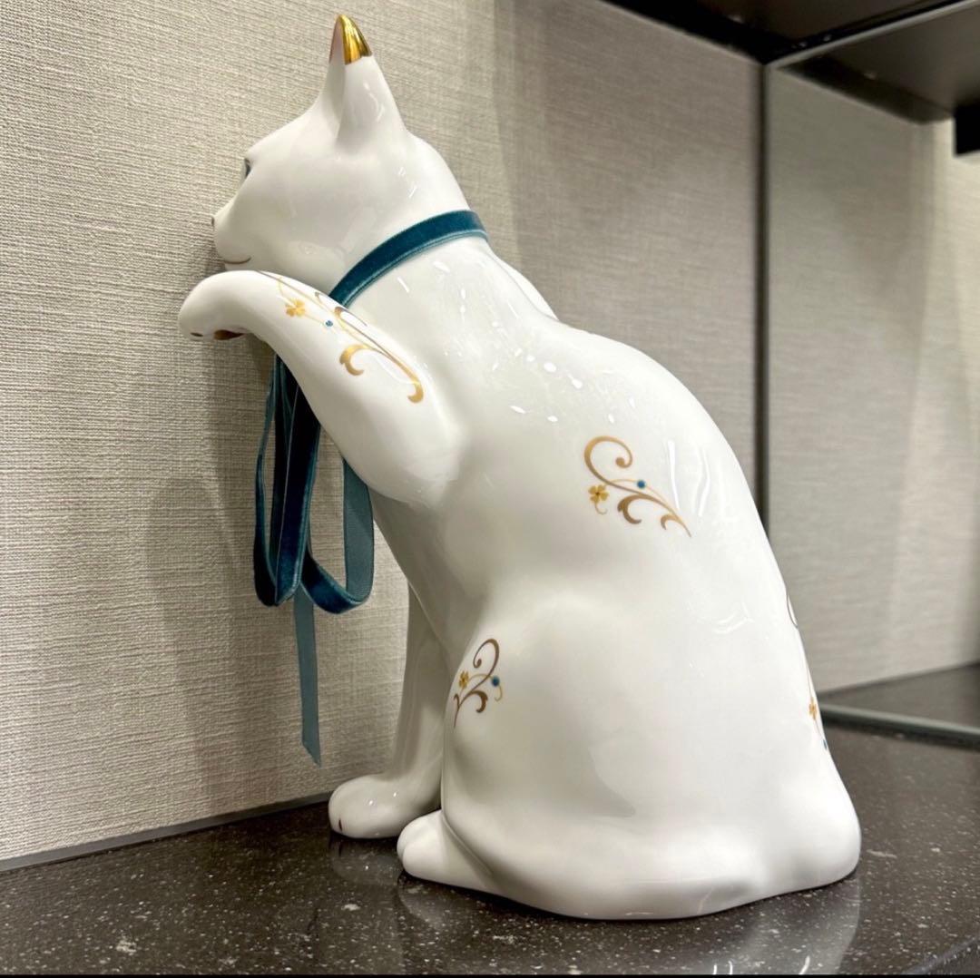 ノリタケ　置物 招き猫(大) アラベスク