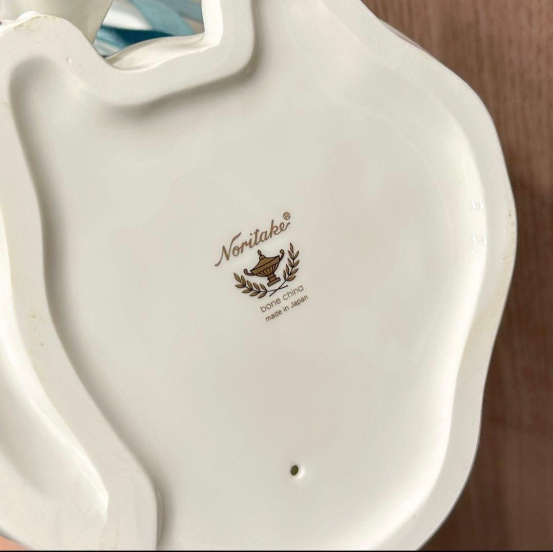 ノリタケ　置物 招き猫(大) アラベスク