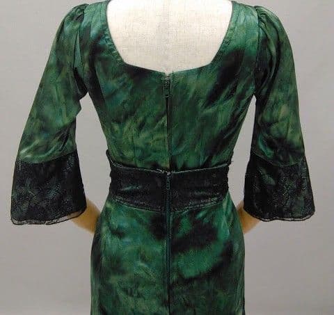 フラメンコ ツーピース ドレス グリーン レース フリル ナジャハウス Mサイズ