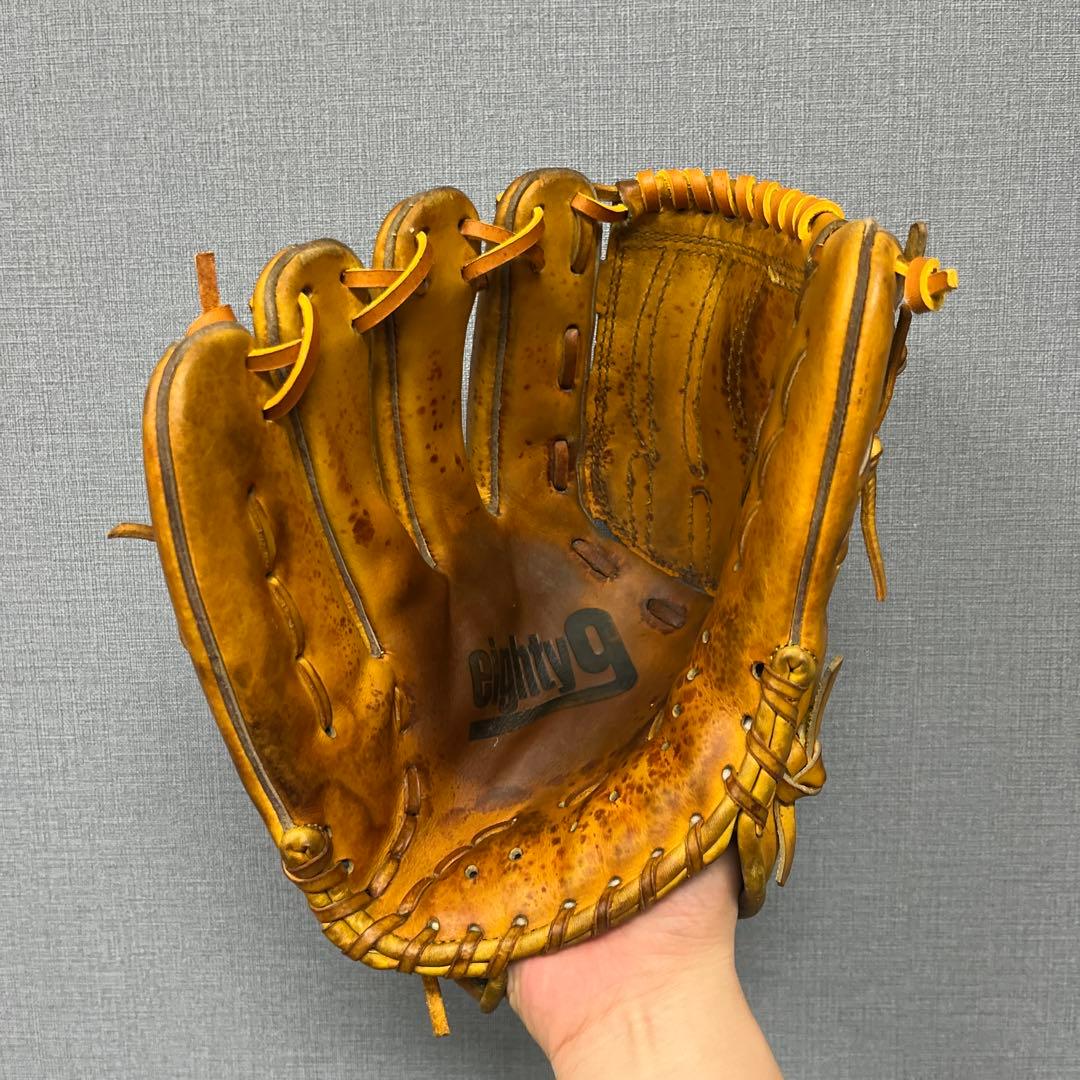 1059 E9 型抜群 即戦力 硬式 投手用グローブ 左投げ
