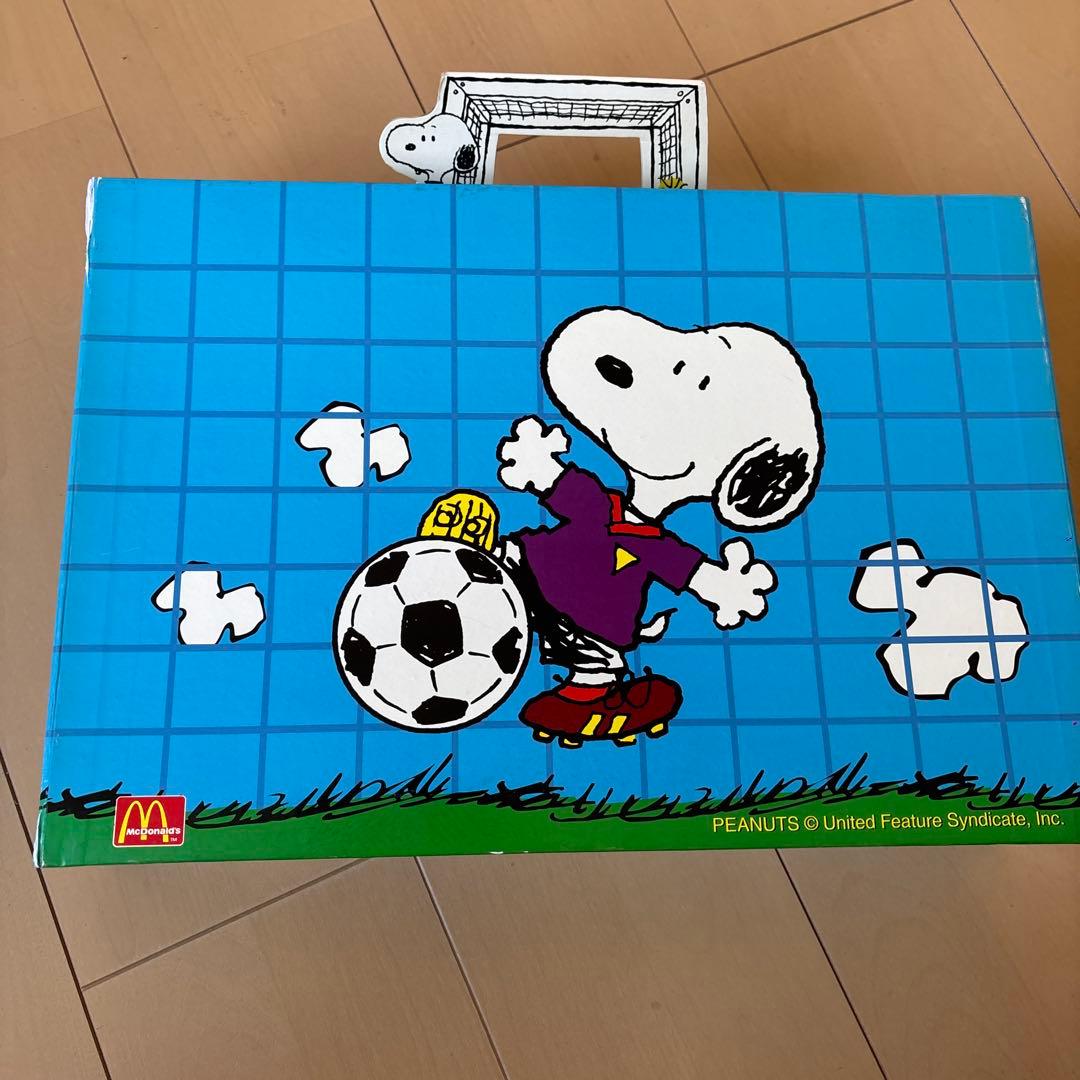 スヌーピー&マクドナルドコラボフィギュアセット