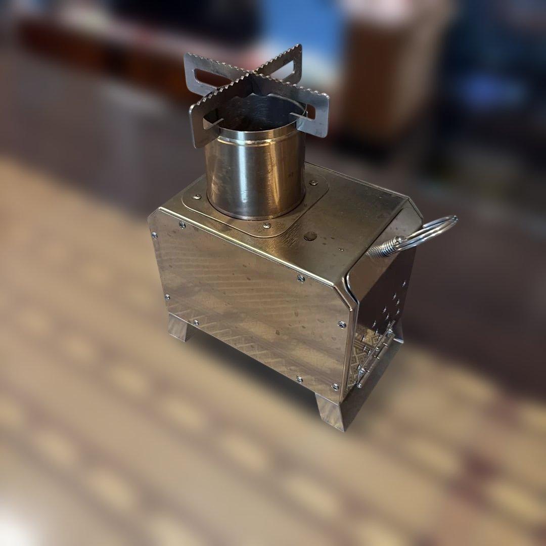 薪ストーブ軽量ステンレスキャンプストーブ、持ち運び便利、アウトドア調理に最適