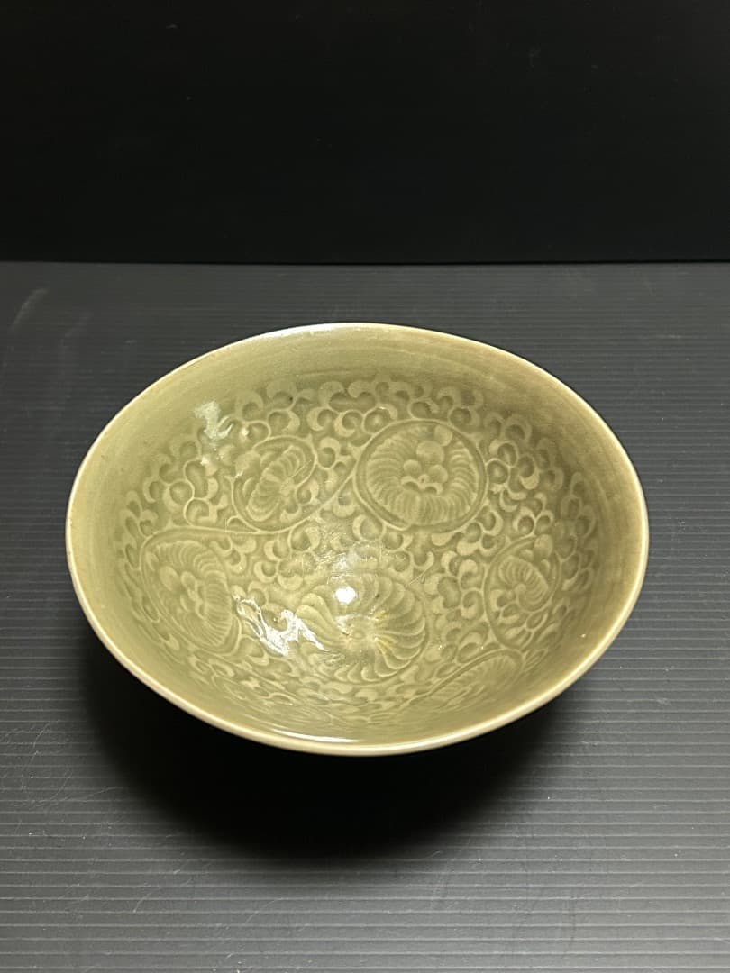 耀州窯の青磁茶碗 (宋代)